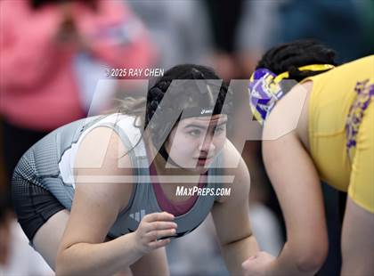 Thumbnail 2 in Alpha Female Tournament photogallery.