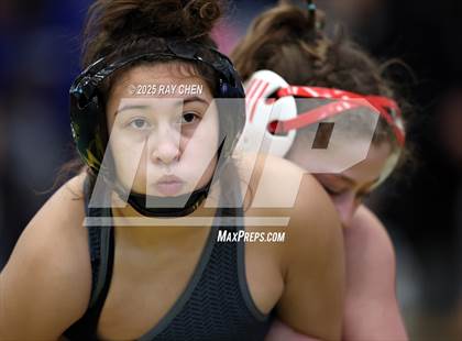 Thumbnail 2 in Alpha Female Tournament photogallery.