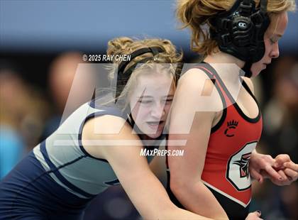 Thumbnail 1 in Alpha Female Tournament photogallery.