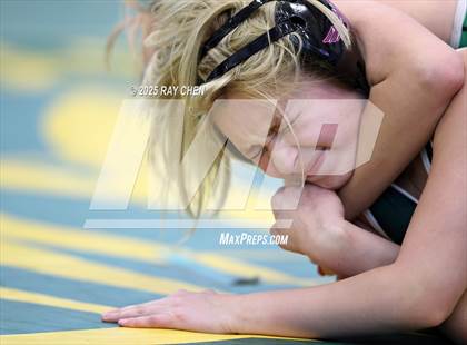 Thumbnail 3 in Alpha Female Tournament photogallery.