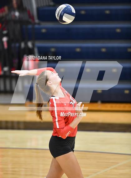 Thumbnail 2 in Holliday @ Peaster photogallery.