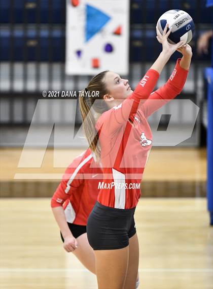 Thumbnail 3 in Holliday @ Peaster photogallery.