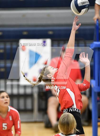 Thumbnail 2 in Holliday @ Peaster photogallery.