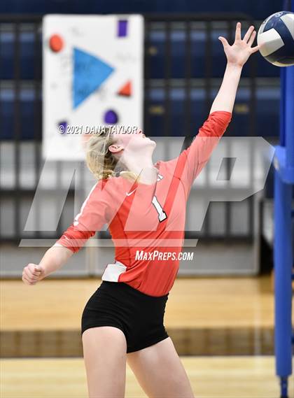 Thumbnail 1 in Holliday @ Peaster photogallery.