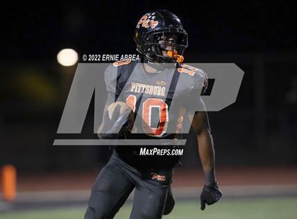 Thumbnail 2 in Folsom @ Pittsburg photogallery.