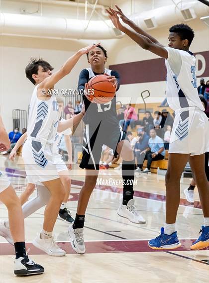 Thumbnail 3 in Sheldon vs Pleasant Valley (Whitney Winter Classic) photogallery.