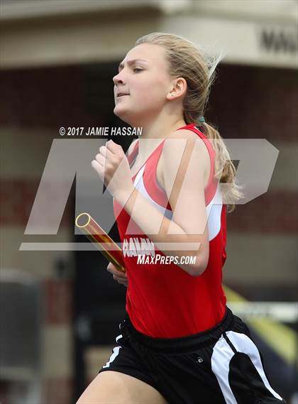 Thumbnail 2 in Mellow Mushroom Relays photogallery.