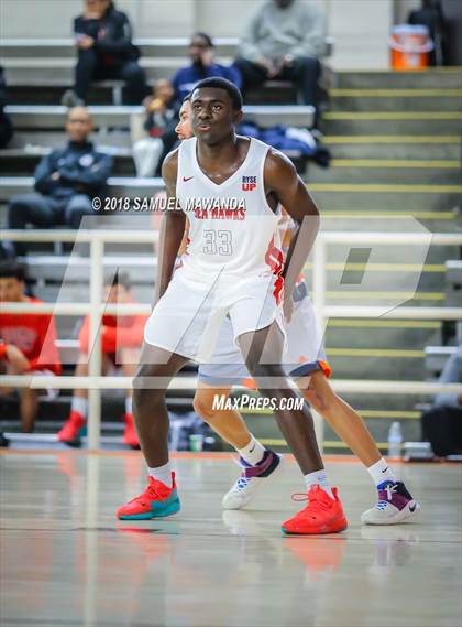 Thumbnail 2 in Redondo Union vs Beverly Hills (Beverly Hills 76th Sax Elliott Invitational) photogallery.
