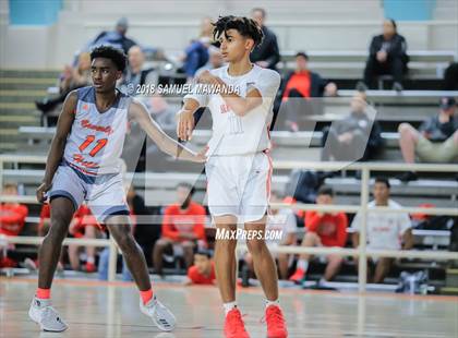 Thumbnail 1 in Redondo Union vs Beverly Hills (Beverly Hills 76th Sax Elliott Invitational) photogallery.