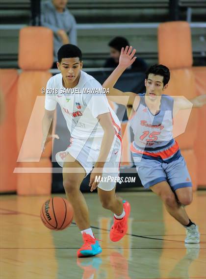 Thumbnail 1 in Redondo Union vs Beverly Hills (Beverly Hills 76th Sax Elliott Invitational) photogallery.
