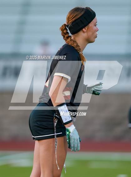Thumbnail 3 in Calabasas @ Oaks Christian photogallery.