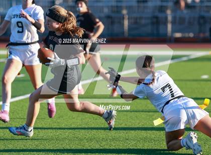 Thumbnail 2 in Calabasas @ Oaks Christian photogallery.