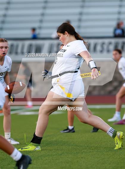 Thumbnail 3 in Calabasas @ Oaks Christian photogallery.