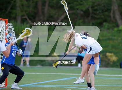 Thumbnail 1 in Darien @ Wilton photogallery.