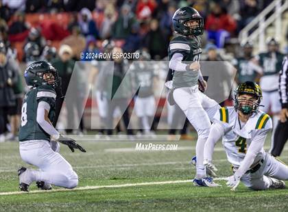 Thumbnail 3 in William Floyd vs Ward Melville (NYSPHSAA Section 11 Division 1 Final) photogallery.