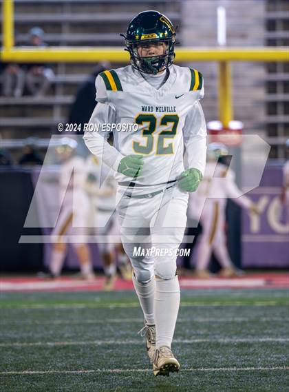 Thumbnail 2 in William Floyd vs Ward Melville (NYSPHSAA Section 11 Division 1 Final) photogallery.