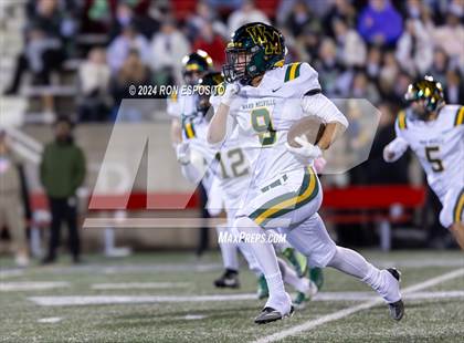 Thumbnail 3 in William Floyd vs Ward Melville (NYSPHSAA Section 11 Division 1 Final) photogallery.