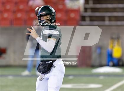 Thumbnail 2 in William Floyd vs Ward Melville (NYSPHSAA Section 11 Division 1 Final) photogallery.