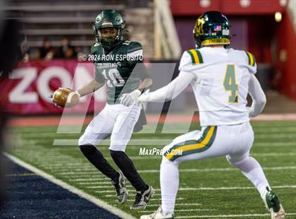 Thumbnail 2 in William Floyd vs Ward Melville (NYSPHSAA Section 11 Division 1 Final) photogallery.