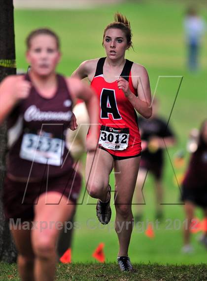 Thumbnail 2 in Sierra League Cluster Meet photogallery.
