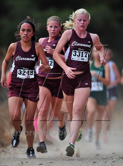 Thumbnail 3 in Sierra League Cluster Meet photogallery.
