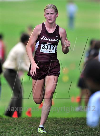 Thumbnail 1 in Sierra League Cluster Meet photogallery.