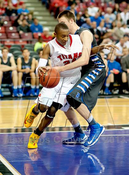Thumbnail 1 in Rocklin vs. Antelope (CIF SJS D2 Semifinal) photogallery.