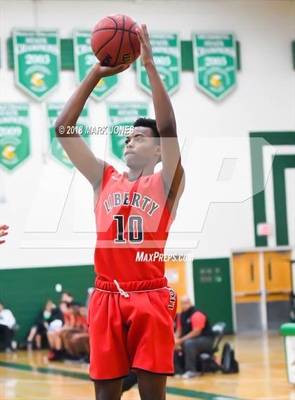 Thumbnail 2 in Liberty vs. Greenway (Sunnyslope Hoopsgiving Tournament)  photogallery.