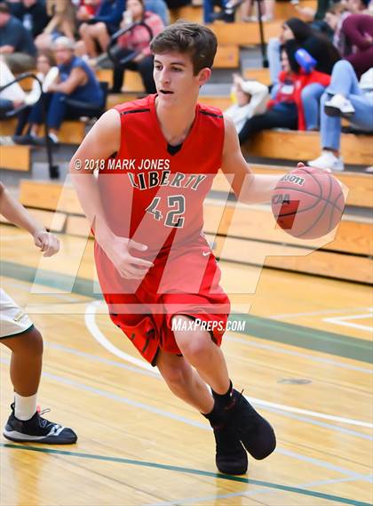 Thumbnail 1 in Liberty vs. Greenway (Sunnyslope Hoopsgiving Tournament)  photogallery.