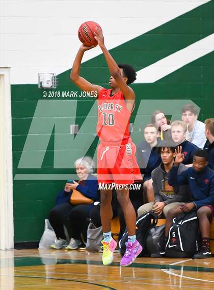 Thumbnail 2 in Liberty vs. Greenway (Sunnyslope Hoopsgiving Tournament)  photogallery.