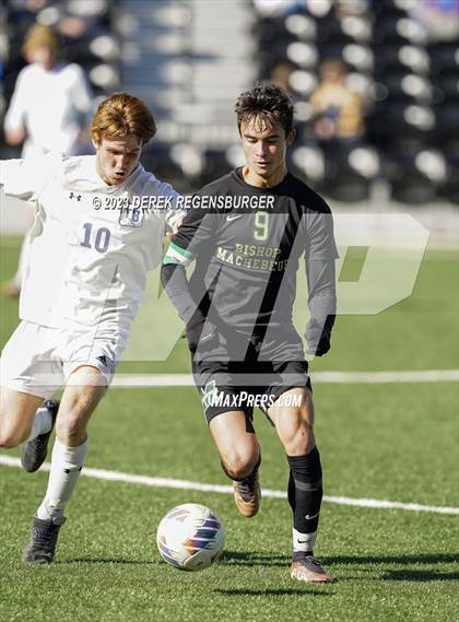 Thumbnail 2 in Bishop Machebeuf vs Crested Butte (CHSAA 2A Final) photogallery.
