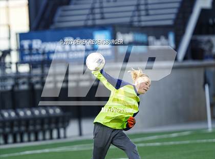 Thumbnail 3 in Bishop Machebeuf vs Crested Butte (CHSAA 2A Final) photogallery.