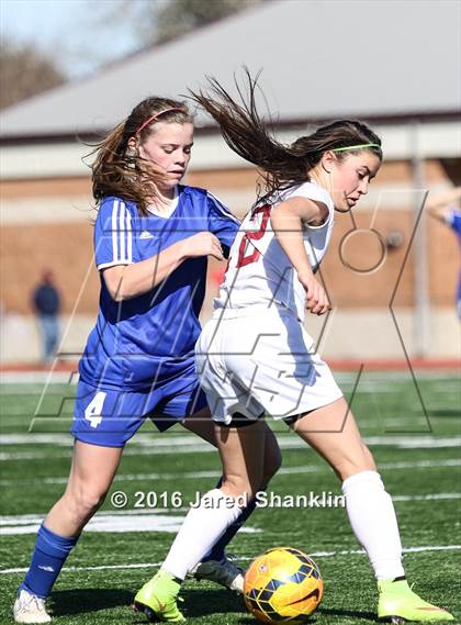 Thumbnail 1 in E.D. White vs. DeRidder (LHSAA D3 Regional Playoff) photogallery.