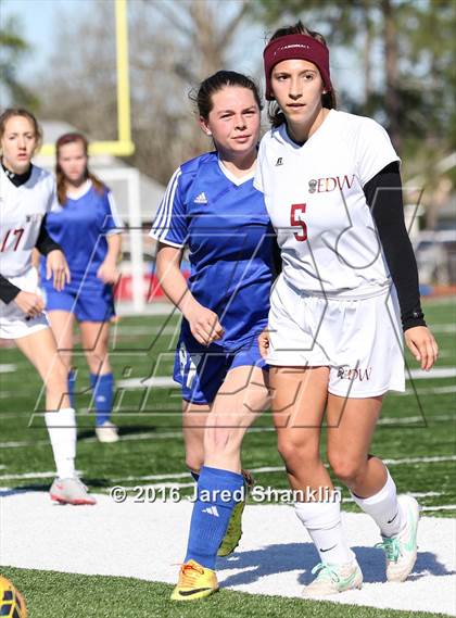 Thumbnail 2 in E.D. White vs. DeRidder (LHSAA D3 Regional Playoff) photogallery.