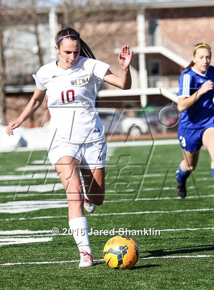 Thumbnail 2 in E.D. White vs. DeRidder (LHSAA D3 Regional Playoff) photogallery.