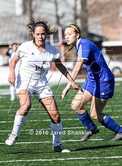 Thumbnail 2 in E.D. White vs. DeRidder (LHSAA D3 Regional Playoff) photogallery.