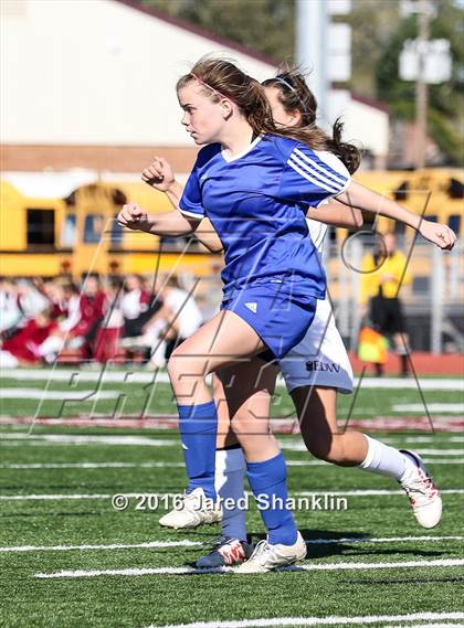 Thumbnail 3 in E.D. White vs. DeRidder (LHSAA D3 Regional Playoff) photogallery.