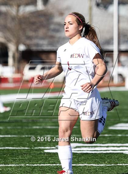 Thumbnail 1 in E.D. White vs. DeRidder (LHSAA D3 Regional Playoff) photogallery.