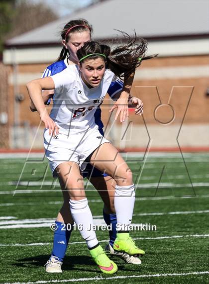 Thumbnail 2 in E.D. White vs. DeRidder (LHSAA D3 Regional Playoff) photogallery.