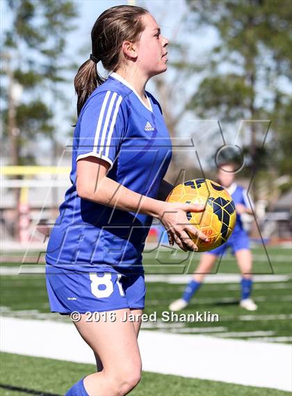 Thumbnail 3 in E.D. White vs. DeRidder (LHSAA D3 Regional Playoff) photogallery.