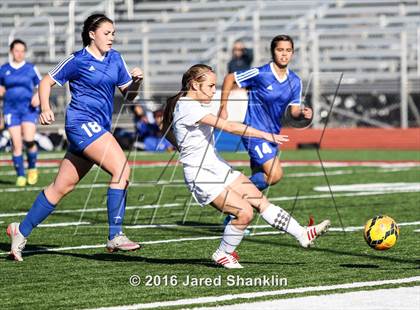 Thumbnail 1 in E.D. White vs. DeRidder (LHSAA D3 Regional Playoff) photogallery.