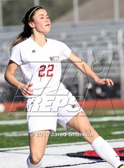 Thumbnail 3 in E.D. White vs. DeRidder (LHSAA D3 Regional Playoff) photogallery.