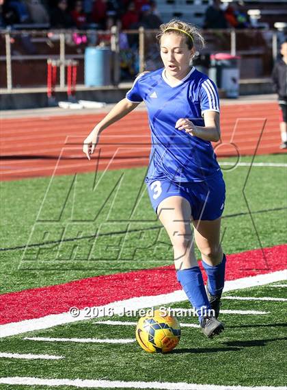 Thumbnail 2 in E.D. White vs. DeRidder (LHSAA D3 Regional Playoff) photogallery.