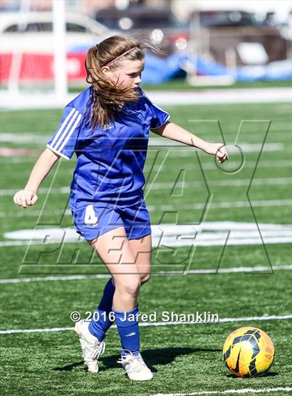 Thumbnail 2 in E.D. White vs. DeRidder (LHSAA D3 Regional Playoff) photogallery.