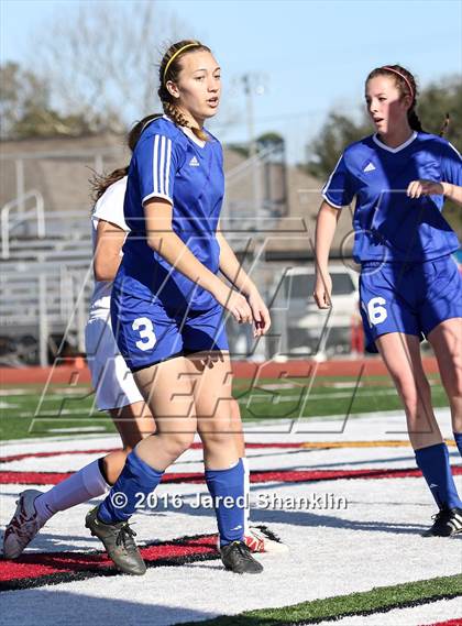 Thumbnail 1 in E.D. White vs. DeRidder (LHSAA D3 Regional Playoff) photogallery.
