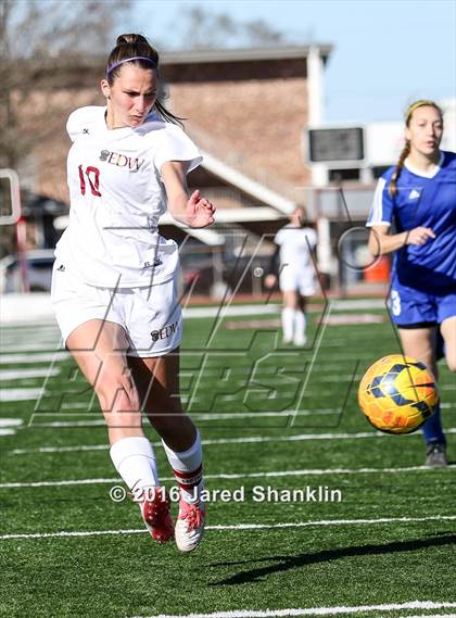 Thumbnail 3 in E.D. White vs. DeRidder (LHSAA D3 Regional Playoff) photogallery.
