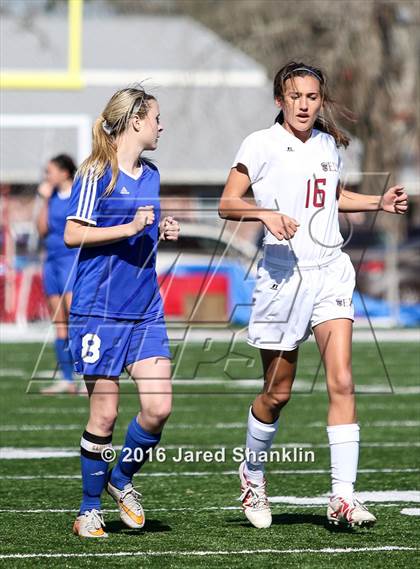 Thumbnail 3 in E.D. White vs. DeRidder (LHSAA D3 Regional Playoff) photogallery.