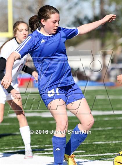 Thumbnail 3 in E.D. White vs. DeRidder (LHSAA D3 Regional Playoff) photogallery.