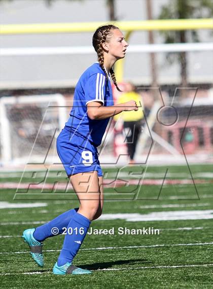Thumbnail 2 in E.D. White vs. DeRidder (LHSAA D3 Regional Playoff) photogallery.
