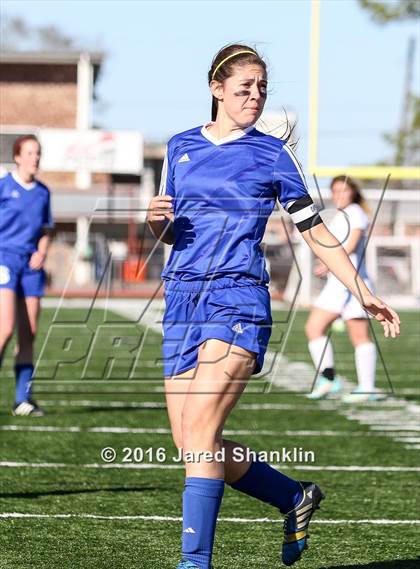 Thumbnail 2 in E.D. White vs. DeRidder (LHSAA D3 Regional Playoff) photogallery.